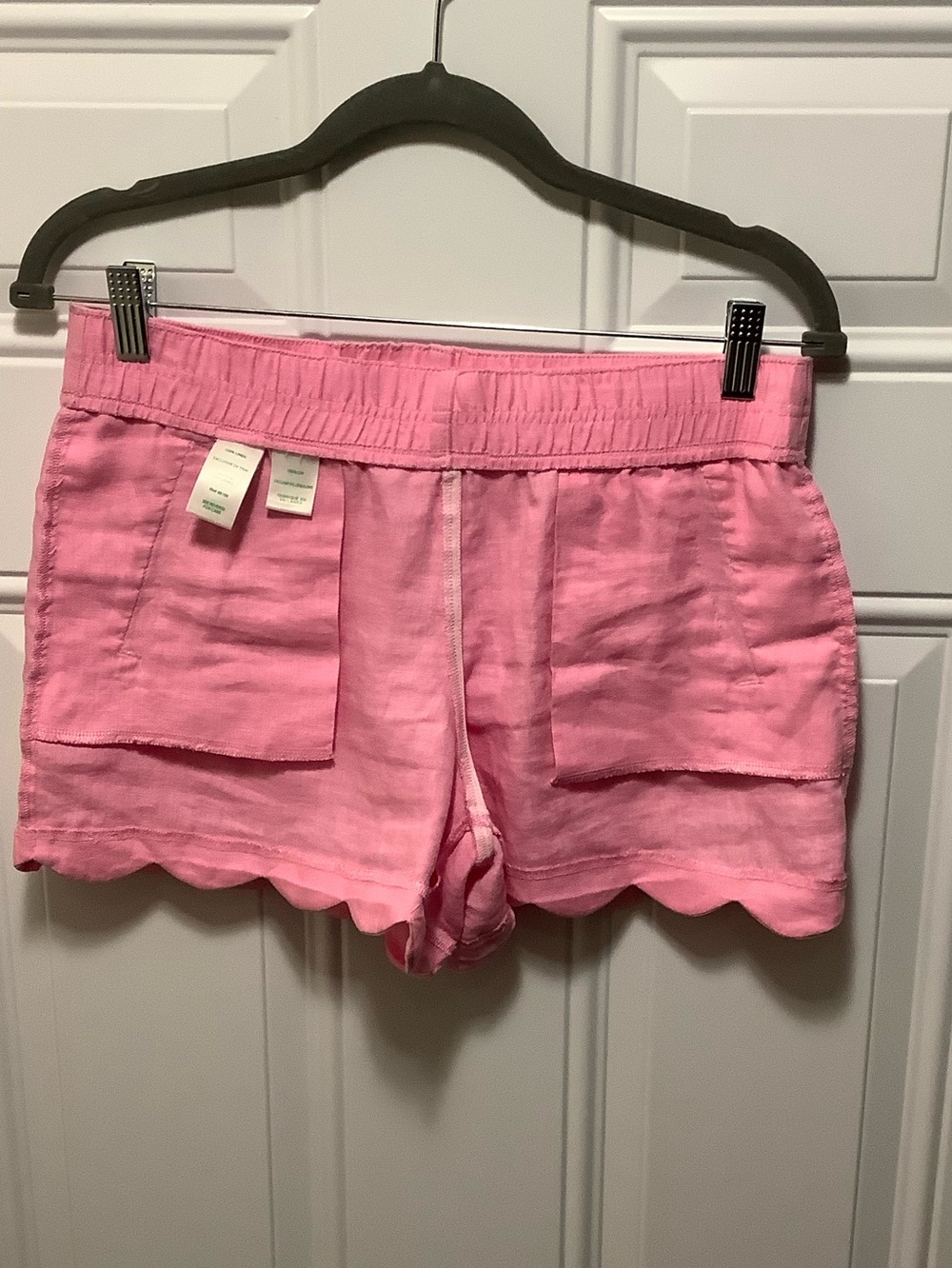 Lilly Pulitzer| Pink Scalloped Linen Shorts 4” Inseam Casual Resortwear - Picture 7 of 10